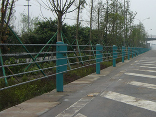 缆索护栏